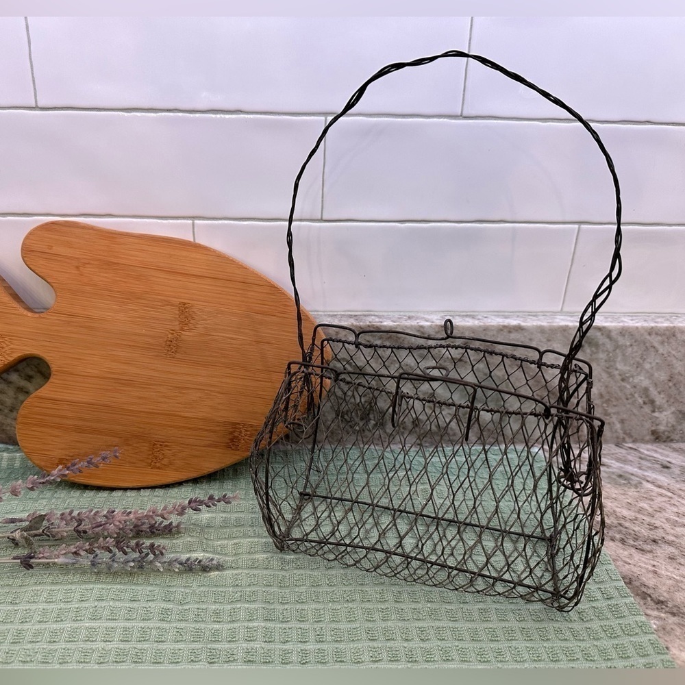 Small Vintage Purse-Shaped Wire Basket, farmhouse kitchen decor, Dressing table